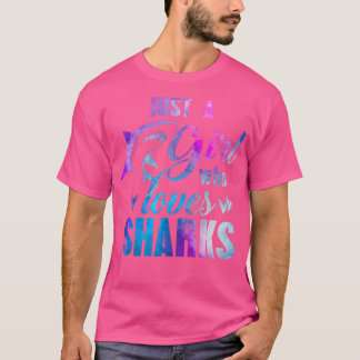 JUST A GIRL WHO LOVES SHARKS Women Mom Kids Waterc T-Shirt