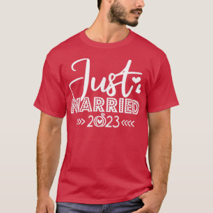 Just Married 2023 Wedding Honeymoon Groom Bride Co T-Shirt