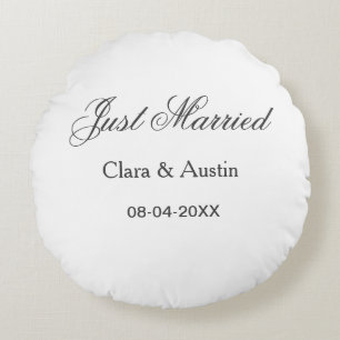 Just Married add couple name date year wedding sim Round Pillow