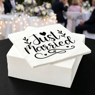 Just Married Black Script Minimalist Wedding Napkins