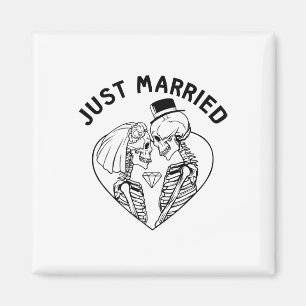 Just Married Bride Groom Skeleton Couple Halloween Magnet