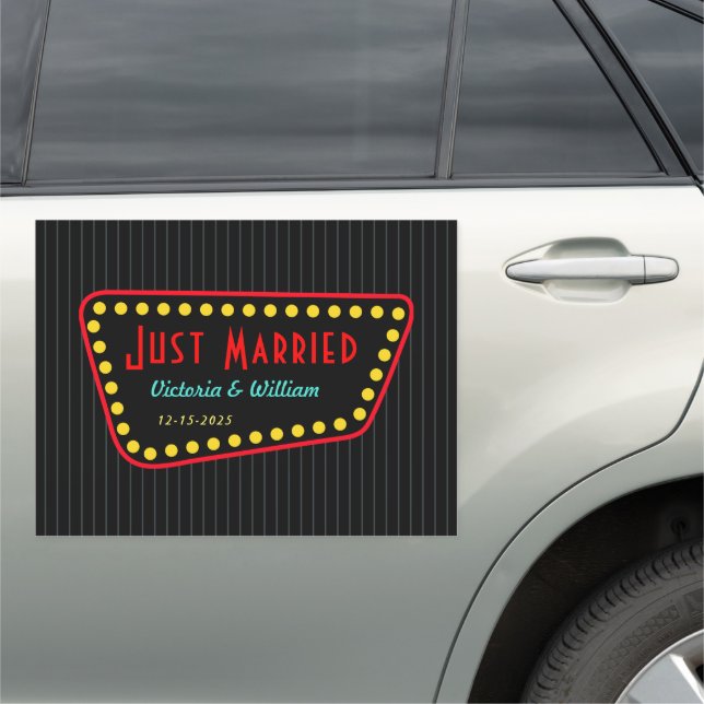 Just Married Car Decoration Magnet  (In Situ)