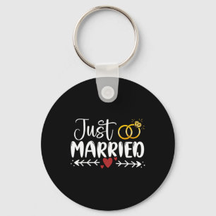 Just Married Couple Newlywed Bride And Groom Weddi Keychain