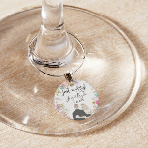 Just Married Couples Back View Illustration Wine Charm
