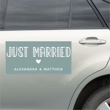 Just Married! Cute Typography Emerald Green