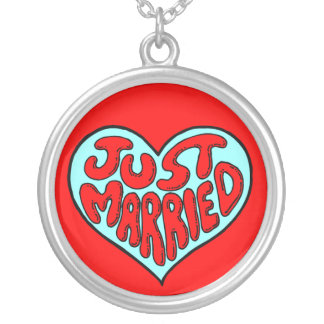 JUST MARRIED NECKLACE
