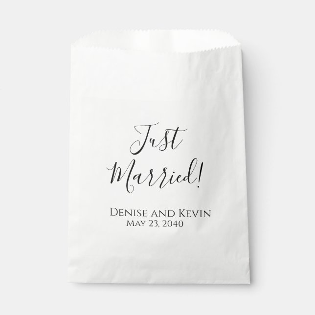 Just Married Personalized Wedding Favor Cake Bag (Front)