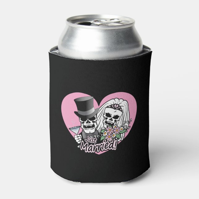 Just Married Skulls Can Cooler (Can Front)