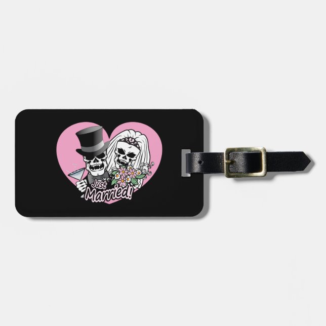 Just Married Skulls Luggage Tag (Front Horizontal)