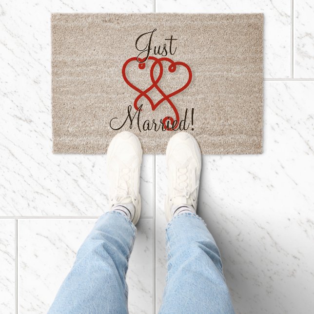 Just Married with Red Swirly Hearts Fiber Doormat (Insitu)