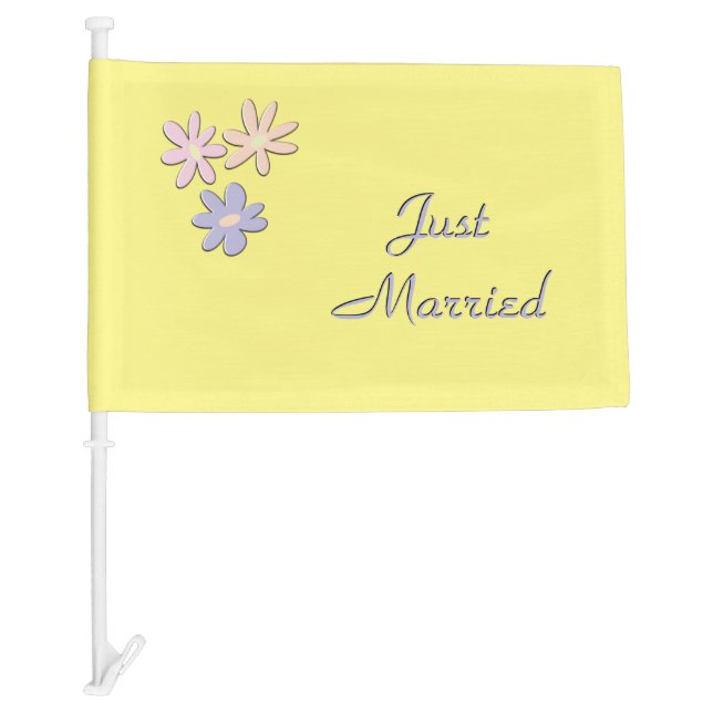 Just Married Yellow Car Flag (Front)