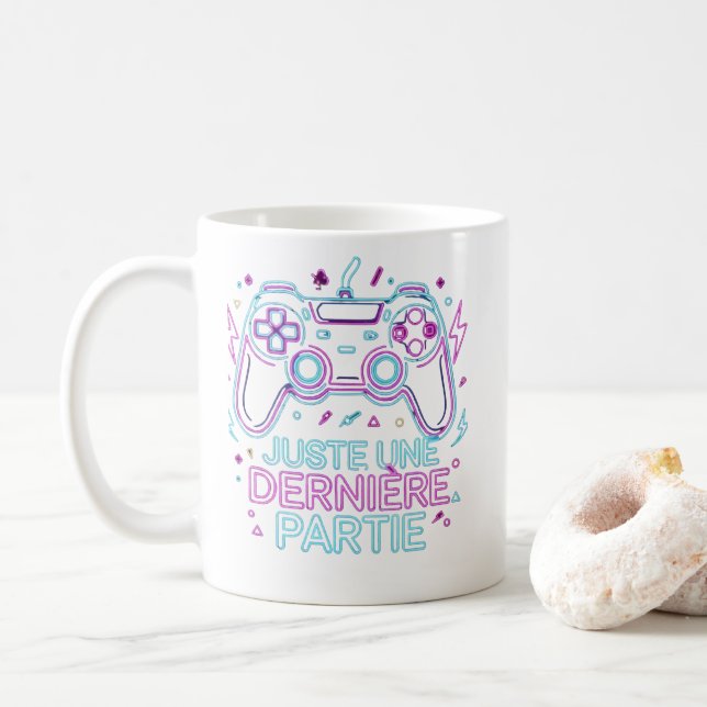 Juste Une Dernière Partie Gamer Mug - Retro (With Donut)