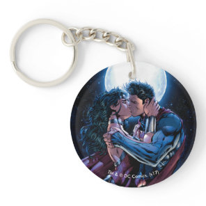 Justice League #12 Wonder Woman & Superman Kiss Keychain