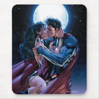 Justice League #12 Wonder Woman & Superman Kiss Mouse Pad
