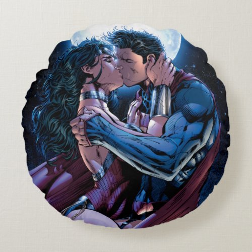 Justice League 12 Wonder Woman  Superman Kiss Round Pillow