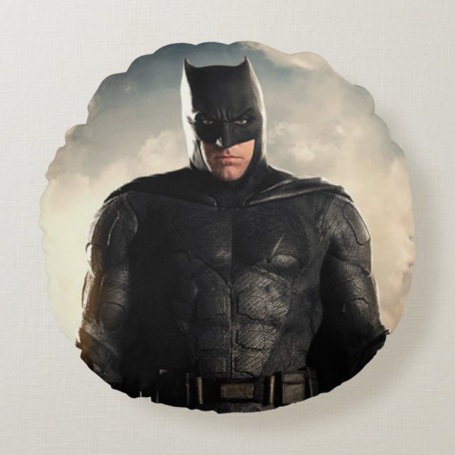 Justice League | Batman On Battlefield Round Pillow (Front)