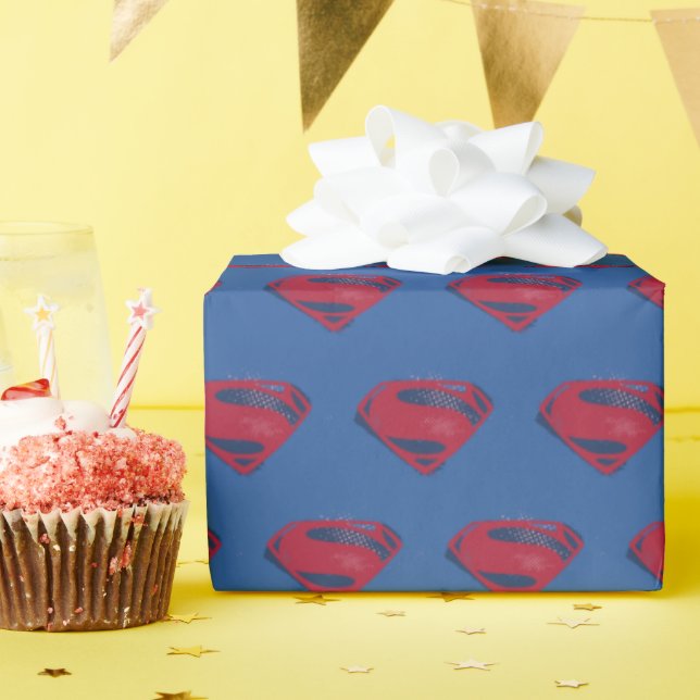 Justice League | Brush & Halftone Superman Symbol Wrapping Paper (Birthday Party)