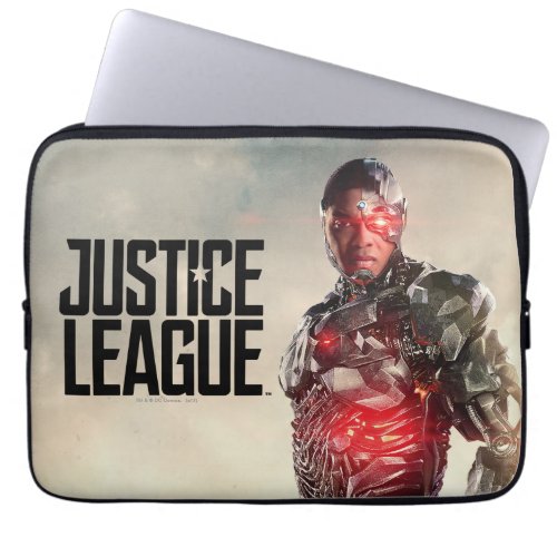 Justice League  Cyborg On Battlefield Laptop Sleeve