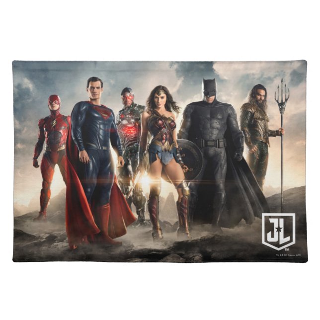 Justice League | Justice League On Battlefield Cloth Placemat (Front)