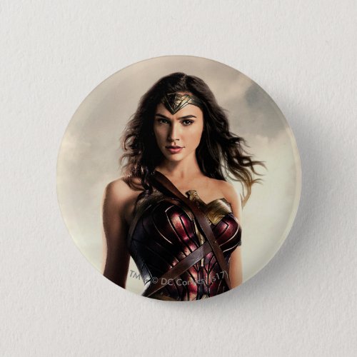 Justice League  Wonder Woman On Battlefield Pinback Button