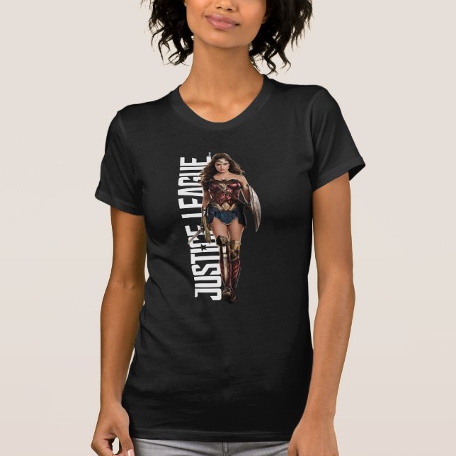 Justice League | Wonder Woman On Battlefield T-Shirt (Front)
