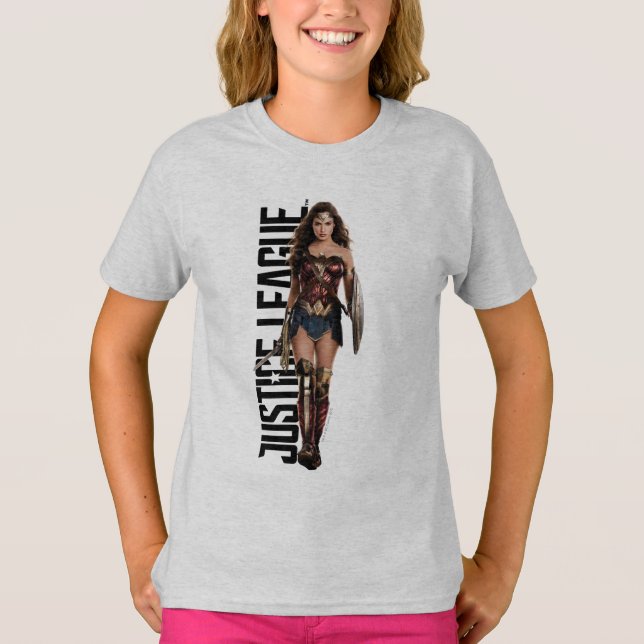 Justice League | Wonder Woman On Battlefield T-Shirt (Front)