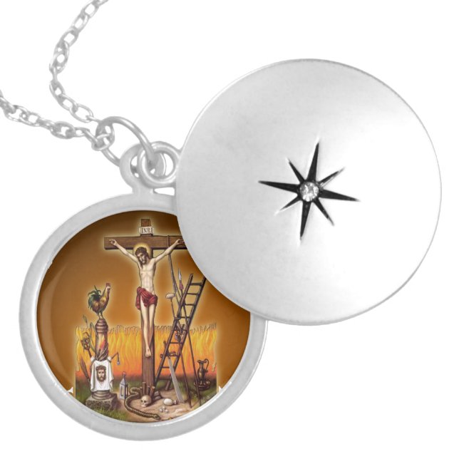 JUSTO JUEZ MEDALLA REDONDA PLATEADA SILVER PLATED NECKLACE (Front)