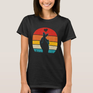 K Pop Heart Hand Symbol  K Drama Vintage Korean Po T-Shirt