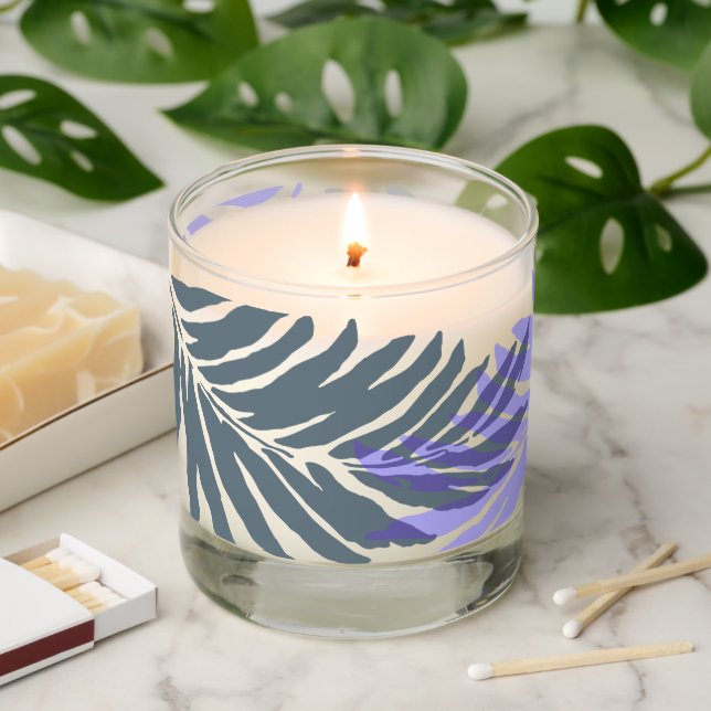 Kahanu Garden Hawaiian Palm Leaves - Lavender Scented Candle (Lit)