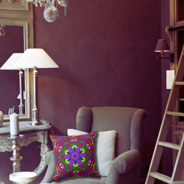 Kaleidoscope Hearts - Hearts painting kaleidoscope Throw Pillow (Creator Uploaded)