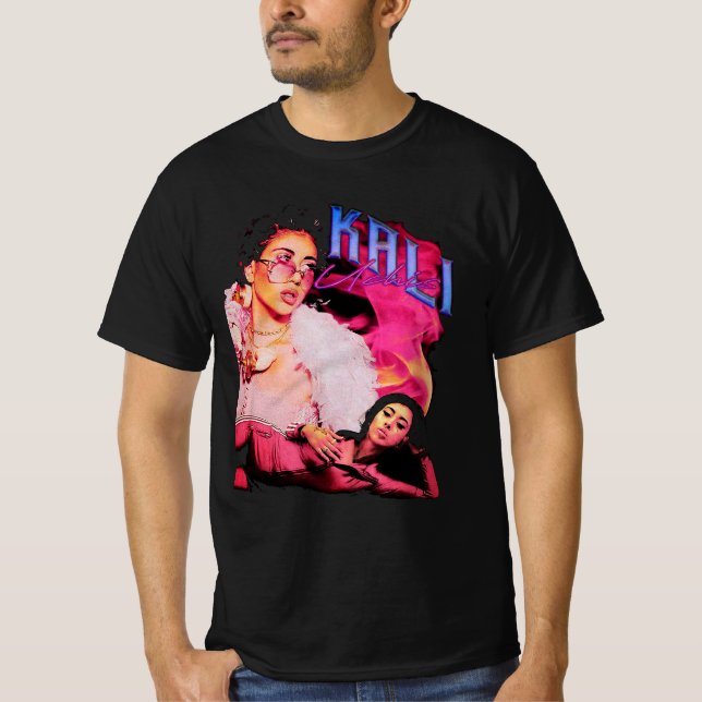 Kali uchis team loves T-Shirt (Front)