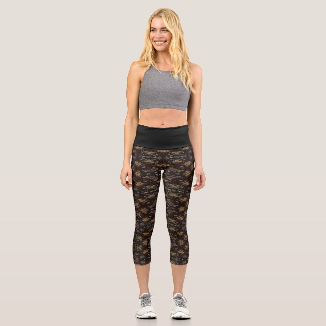 Kalider magic pattern capri leggings (Front)