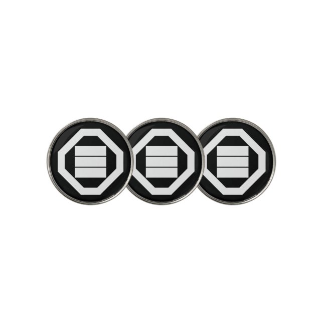 Kanji characters for three on tray golf ball marker (3 Up)