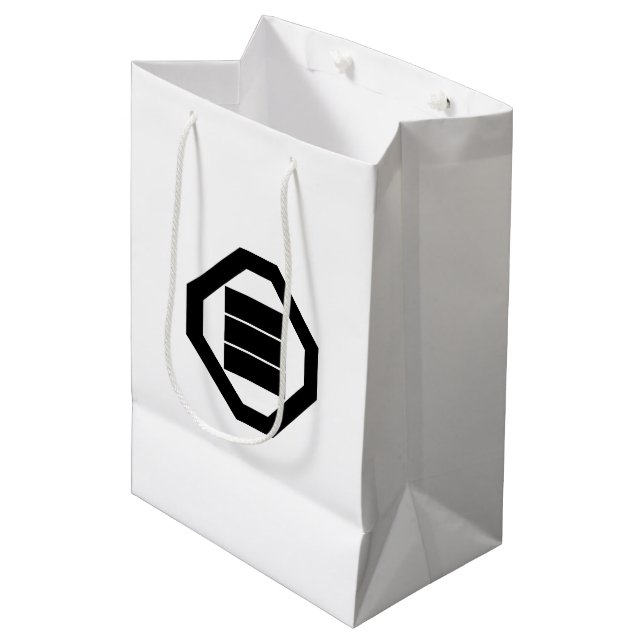 Kanji characters for three on tray medium gift bag (Front Angled)