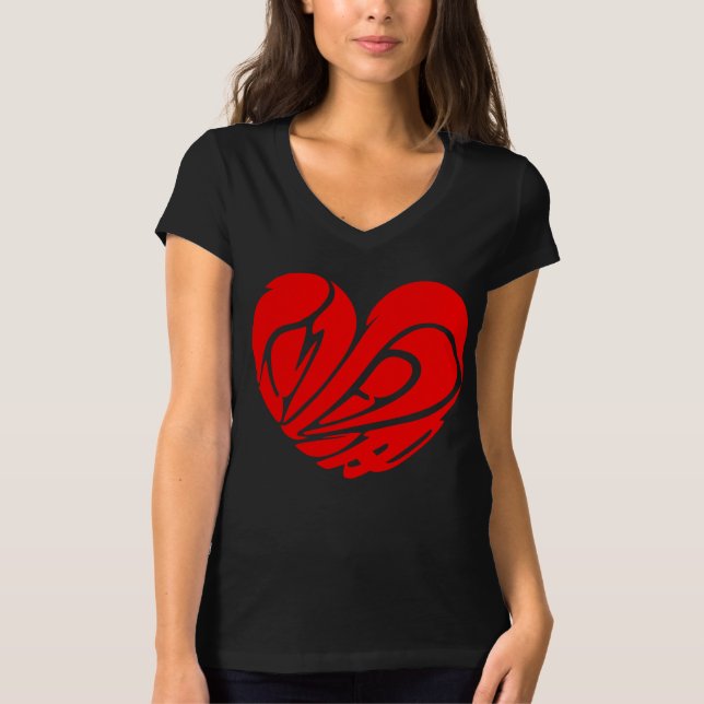 [Kanji] Red heart shaped Love T-Shirt (Front)