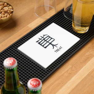 Kanji Treat black white bar mat