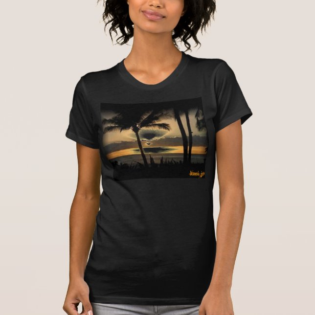 "kauai" by kasi jo T-Shirt (Front)