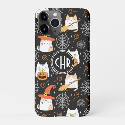 Kawaii Cat for Halloween in Black Background iPhone 11Pro Case