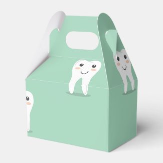Kawaii happy tooth