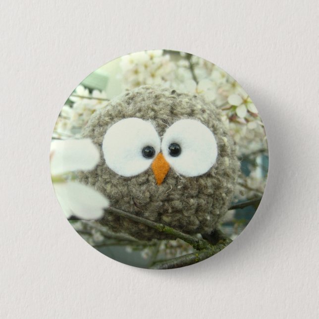 Kawaii Oliver the Owl Button (Front)