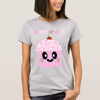 KAWAII PINK CUPCAKE SWEET YUMMY T-Shirt