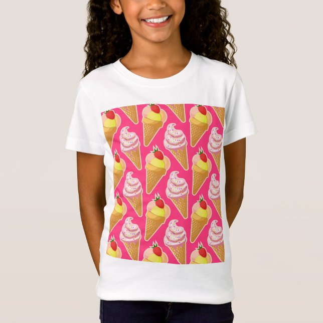 Kawaii pink pattern with strawberry ice cream  T-Shirt (Front)