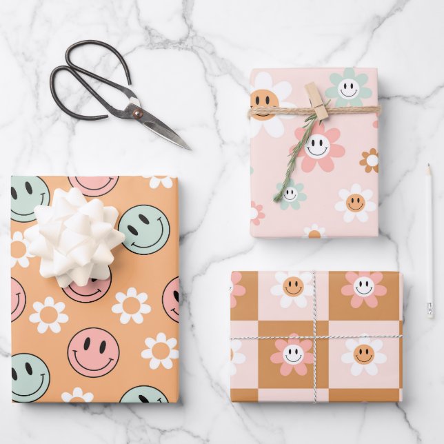 Kawaii Retro Happy Daisy Wrapping Paper Sheets (Front)