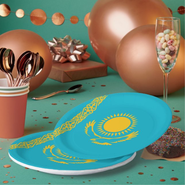 Kazakhstan flag paper plates (Multi)