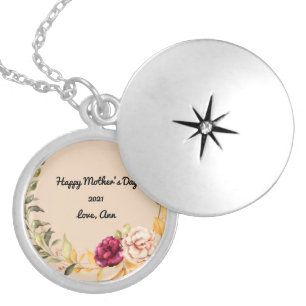 Keepsake Locket Necklace for Mother