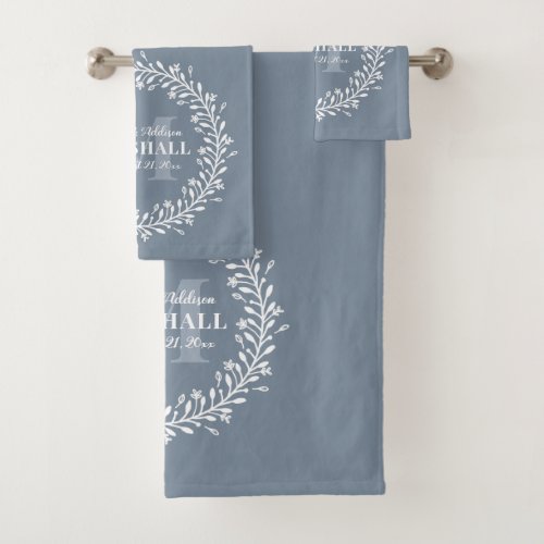 Keepsake Newlywed Couple Blue Wreath Monogram Bath Towel Set