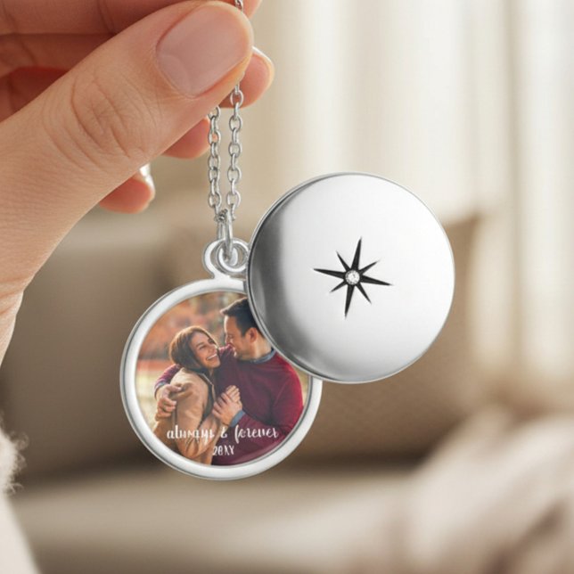 Keepsake Personal Photo Locket Necklace (Creator Uploaded)