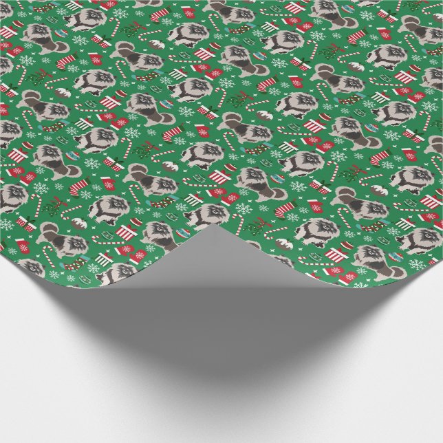 Keeshond Christmas dog fabric Wrapping Paper (Corner)