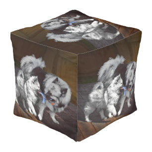 Keeshond Playtime Painting - Cute Original Dog Art Pouf