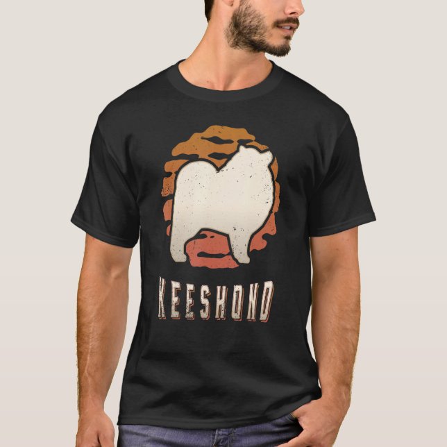 Keeshond Vintage Retro Classic Dog Sunset T-Shirt (Front)